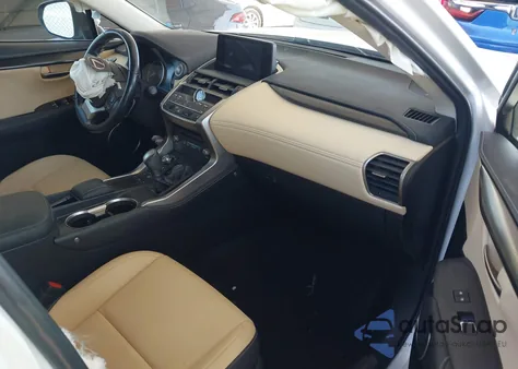 2020 Lexus Nx 300 z USA, uszkodzony, nr VIN JTJAARBZ7L2165681